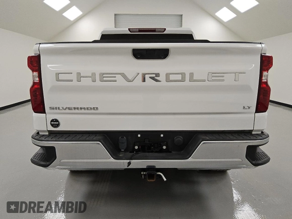 2023 Chevrolet Silverado 1500 LT with VIN 2GCPACED6P1125995, listed as a Copart auction lot 49872515 with 32,843 mi miles and Clean Title. Bid and sale history available at DreamBid. Image 6.