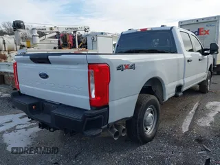 2024 Ford F-250 XL with VIN 1FT7W2BT2REF16747, listed as a IAAI auction lot 41321209 with 10,840 mi miles and . Bid and sale history available at DreamBid. Image 4.