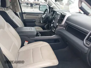 2023 Ram 1500 Limited с VIN 1C6SRFHT1PN531759, выставлен на аукционе IAAI как лот 42323882 с пробегом 47 809 миль миль и . История ставок и продаж доступна на DreamBid. Изображение 5.