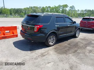 2013 Ford Explorer XLT z VIN 1FM5K7D8XDGA96835, wystawiony jako IAAI lot #42296948 z przebiegiem 271 762 mil mil oraz . Historia ofert i sprzedaży dostępna na DreamBid. Obrazek 4.