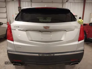 2017 Cadillac XT5 Premium Luxury AWD with VIN 1GYKNERS1HZ282954, listed as a IAAI auction lot 41217097 with 63,154 mi miles. Bid and sale history available at carsss.com. Image 17.