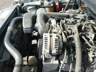 2010 Chevrolet Tahoe LS с VIN 1GNMCAE01AR262122, выставлен на аукционе IAAI как лот 42521429 с пробегом 214 686 миль миль и . История ставок и продаж доступна на DreamBid. Изображение 19.