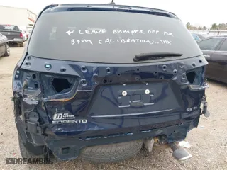 2020 Kia Sorento EX V6 with VIN 5XYPHDA56LG682082, listed as a IAAI auction lot 41170673 with 31,839 mi miles. Bid and sale history available at carsss.com. Image 6.