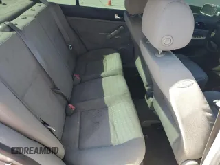 2004 Volkswagen Jetta GL z VIN 3VWRR69M74M128774, wystawiony jako Copart lot #46566225 z przebiegiem 539 544 mil mil oraz Szkoda całkowita • Salvage title. Historia ofert i sprzedaży dostępna na DreamBid. Obrazek 10.