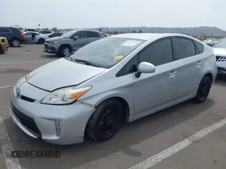 2015 Toyota Prius Four with VIN JTDKN3DU8F0450285, listed as a IAAI auction lot 41932739 with 213,675 mi miles. Bid and sale history available at carsss.com. Image 2.