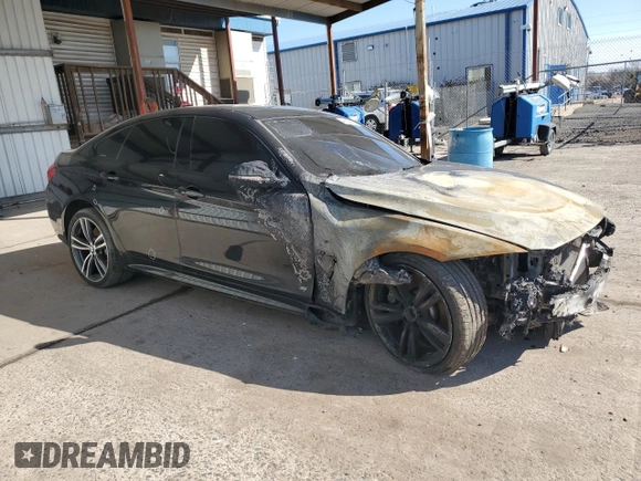 2017 BMW 4 Series 440i xDrive z VIN WBA4E5C31HG189585, wystawiony jako Copart lot #48384445 z przebiegiem Nie podano mil oraz Szkoda całkowita • Salvage title. Historia ofert i sprzedaży dostępna na DreamBid. Obrazek 4.