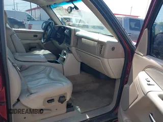 2002 GMC Yukon SLE with VIN 1GKEC13V12R116854, listed as a IAAI auction lot 41799335 with 270,063 mi miles. Bid and sale history available at carsss.com. Image 5.