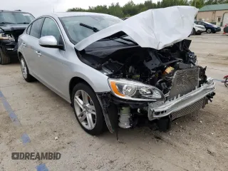 2015 Volvo S60 T5 Premier with VIN YV1612TB0F1304006, listed as a Copart auction lot 63307383 with 84,292 mi miles. Bid and sale history available at carsss.com. Image 4.