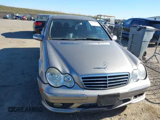 2005 Mercedes-Benz C 230 Kompressor with VIN WDBRF40J65F640304, listed as a IAAI auction lot 41331344 with 126,574 mi miles and . Bid and sale history available at DreamBid. Image 6.