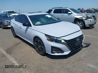2024 Nissan Altima SR with VIN 1N4BL4CV9RN346231, listed as a IAAI auction lot 42399954 with 26,039 mi miles and . Bid and sale history available at DreamBid. Image 1.