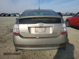 2004 Toyota Prius with VIN JTDKB22UX40093100, listed as a Copart auction lot 83497004 with 247,183 mi miles and Salvage Title. Bid and sale history available at carsss.com. Image 6.