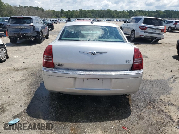 2005 Chrysler 300 with VIN 2C3AA63H95H591782, listed as a Copart auction lot 68888294 with 192,568 mi miles and Salvage Title. Bid and sale history available at carsss.com. Image 6.