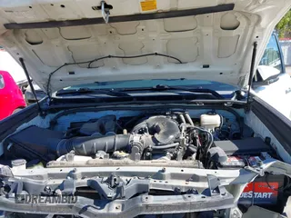 2014 Toyota 4Runner SR5 with VIN JTEZU5JR7E5082045, listed as a IAAI auction lot 41072781 with 149,510 mi miles and . Bid and sale history available at DreamBid. Image 10.