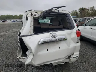 2013 Toyota 4Runner SR5 z VIN JTEZU5JR4D5057487, wystawiony jako Copart lot #51703755 z przebiegiem 119 883 mil mil oraz Szkoda całkowita • Salvage title. Historia ofert i sprzedaży dostępna na DreamBid. Obrazek 6.