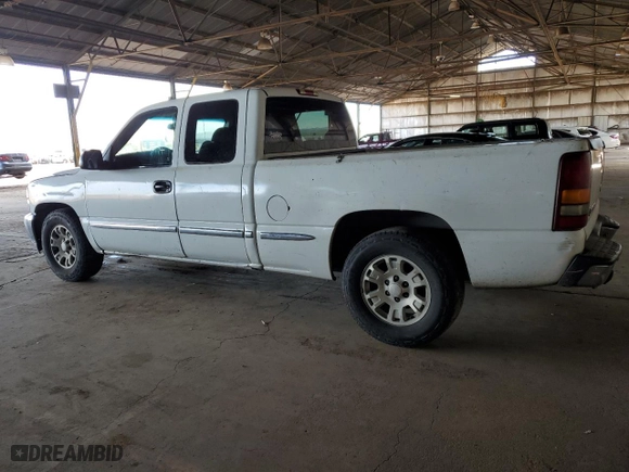2002 GMC Sierra 1500 SLE with VIN 2GTEC19T721268969, listed as a Copart auction lot 46122895 with 249,649 mi miles and Salvage Title. Bid and sale history available at carsss.com. Image 2.