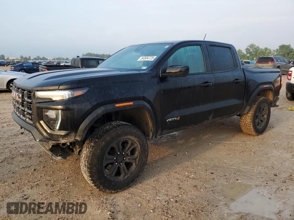 2024 GMC Canyon 4WD AT4 z VIN 1GTP6DEK5R1109902, wystawiony jako Copart lot #54504725 z przebiegiem 28 350 mil mil oraz Szkoda całkowita • Salvage title. Historia ofert i sprzedaży dostępna na DreamBid. Obrazek 1.