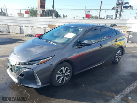 2017 Toyota Prius Prime Plus with VIN JTDKARFP7H3038561, listed as a IAAI auction lot 41266305 with NaN miles. Bid and sale history available at carsss.com. Image 18.