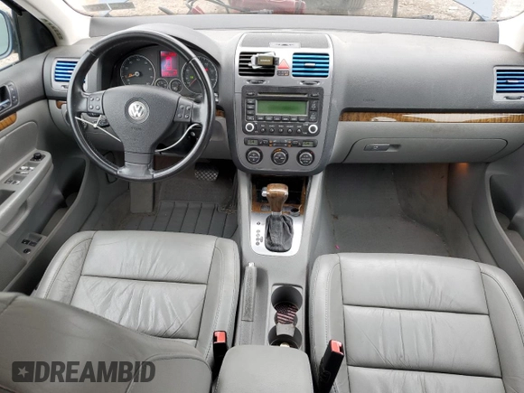 2005 Volkswagen Jetta 2.5L с VIN 3VWDF71K65M607420, выставлен на аукционе Copart как лот 59906585 с пробегом 136 949 миль миль и Списание • Salvage title. История ставок и продаж доступна на DreamBid. Изображение 8.