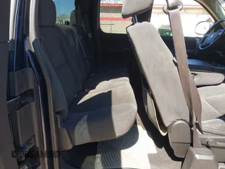 2007 Chevrolet Silverado 1500 1LT with VIN 1GCEK19C87Z550457, listed as a IAAI auction lot 42167510 with 191,185 mi miles and . Bid and sale history available at DreamBid. Image 8.