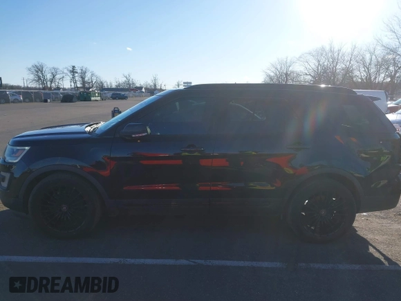 2017 Ford Explorer Sport with VIN 1FM5K8GT9HGA52532, listed as a IAAI auction lot 41607362 with 117,595 mi miles and . Bid and sale history available at carsss.com. Image 14.