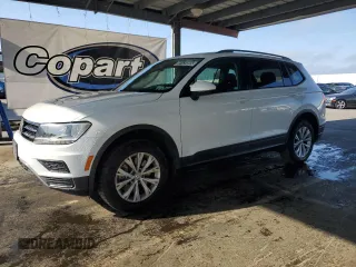 2020 Volkswagen Tiguan S z VIN 3VV1B7AX5LM021643, wystawiony jako Copart lot #59120595 z przebiegiem 116 108 mil mil oraz Czysty tytuł • Clean title. Historia ofert i sprzedaży dostępna na DreamBid. Obrazek 1.