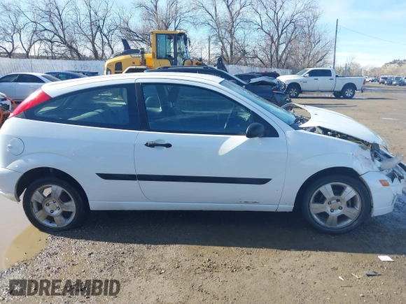 2003 Ford Focus ZX3 с VIN 3FAFP31333R106050, выставлен на аукционе IAAI как лот 41659209 с пробегом 116 753 миль миль и . История ставок и продаж доступна на DreamBid. Изображение 14.
