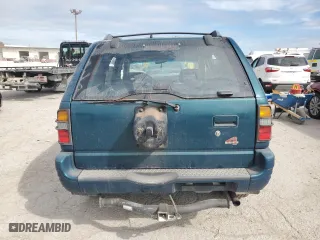 1998 Isuzu Rodeo S with VIN 4S2CM58W8W4368553, listed as a Copart auction lot 71313904 with 183,059 mi miles and Salvage Title. Bid and sale history available at carsss.com. Image 6.