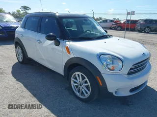 2016 MINI Countryman with VIN WMWZB3C51GWR47126, listed as a IAAI auction lot 41850572 with 85,533 mi miles and . Bid and sale history available at DreamBid. Image 1.