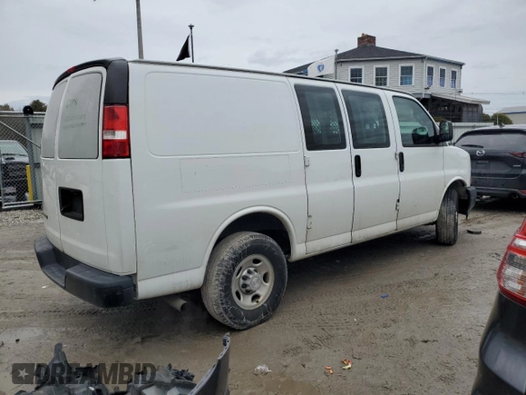 2019 Chevrolet Express Cargo с VIN 1GCWGAFP7K1166738, выставлен на аукционе Copart как лот 48105205 с пробегом 209 054 миль миль и Чистый • Clean title. История ставок и продаж доступна на DreamBid. Изображение 3.