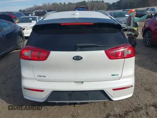 2019 Kia Niro EX with VIN KNDCC3LC9K5340703, listed as a IAAI auction lot 41661472 with 106,660 mi miles. Bid and sale history available at carsss.com. Image 17.