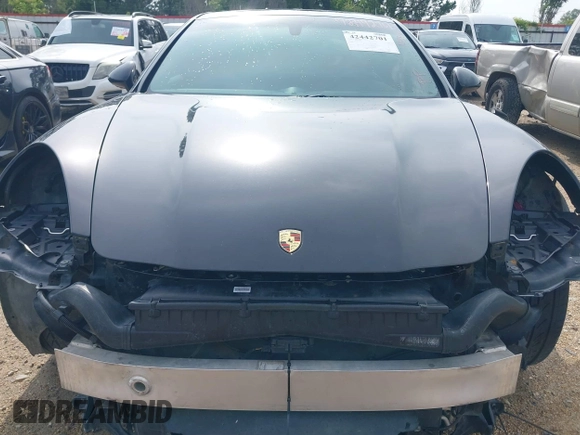 2012 Porsche Panamera S with VIN WP0AB2A75CL060249, listed as a IAAI auction lot 42442701 with 106,712 mi miles and . Bid and sale history available at DreamBid. Image 13.