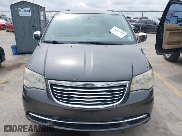2014 Chrysler Town & Country Touring L with VIN 2C4RC1CG7ER300693, listed as a IAAI auction lot 41849463 with 174,203 mi miles and . Bid and sale history available at carsss.com. Image 12.