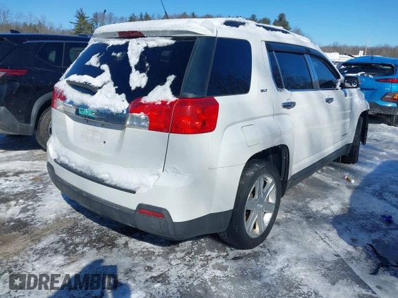 2010 GMC Terrain SLT-1 z VIN 2CTFLGEW8A6404183, wystawiony jako IAAI lot #41584722 z przebiegiem 165 619 mil mil oraz . Historia ofert i sprzedaży dostępna na DreamBid. Obrazek 4.