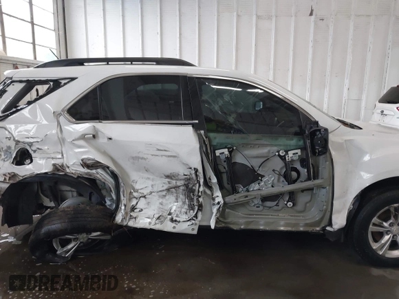 2015 Chevrolet Equinox LT with VIN 2GNALBEK2F6275572, listed as a IAAI auction lot 41954505 with 139,508 mi miles. Bid and sale history available at carsss.com. Image 12.