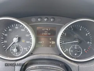 2007 Mercedes-Benz M 350 z VIN 4JGBB86E67A222580, wystawiony jako IAAI lot #41823351 z przebiegiem 210 110 mil mil oraz . Historia ofert i sprzedaży dostępna na DreamBid. Obrazek 7.