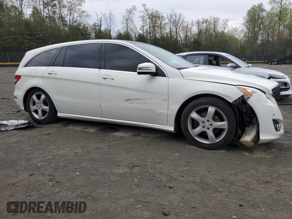 2011 Mercedes-Benz R 350 with VIN 4JGCB6FE0BA130219, listed as a Copart auction lot 51511805 with 143,250 mi miles and Salvage title. Bid and sale history available at DreamBid. Image 4.