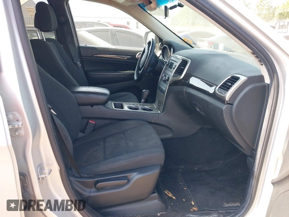2011 Jeep Grand Cherokee Laredo with VIN 1J4RR4GG0BC515356, listed as a IAAI auction lot 42581314 with 193,226 mi miles and . Bid and sale history available at DreamBid. Image 5.