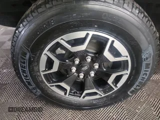 2023 Ford F-150 Lightning Pro z VIN 1FTVW1EL0PWG02840, wystawiony jako IAAI lot #42379448 z przebiegiem 52 710 mil mil oraz . Historia ofert i sprzedaży dostępna na DreamBid. Obrazek 18.