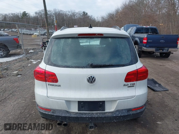 2015 Volkswagen Tiguan SE z VIN WVGBV7AX8FW582171, wystawiony jako IAAI lot #41442290 z przebiegiem 127 642 mil mil oraz . Historia ofert i sprzedaży dostępna na DreamBid. Obrazek 15.