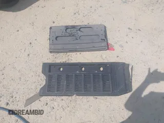 2020 Jeep Wrangler Unlimited Sport S с VIN 1C4HJXDG4LW325199, выставлен на аукционе IAAI как лот 42562063 с пробегом 18 350 миль миль и . История ставок и продаж доступна на DreamBid. Изображение 12.