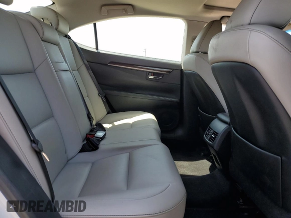 2013 Lexus ES 4dr Sdn with VIN JTHBK1GG6D2013808, listed as a Copart auction lot 53986165 with 128,857 mi miles and Clean Title. Bid and sale history available at carsss.com. Image 10.
