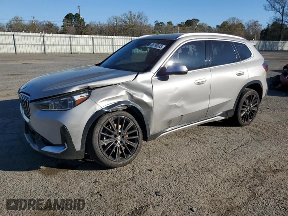 2024 BMW X1 xDrive28i с VIN WBX73EF0XR5Y44267, выставлен на аукционе Copart как лот 48799935 с пробегом 13 284 миль миль и Списание • Salvage title. История ставок и продаж доступна на DreamBid. Изображение 1.