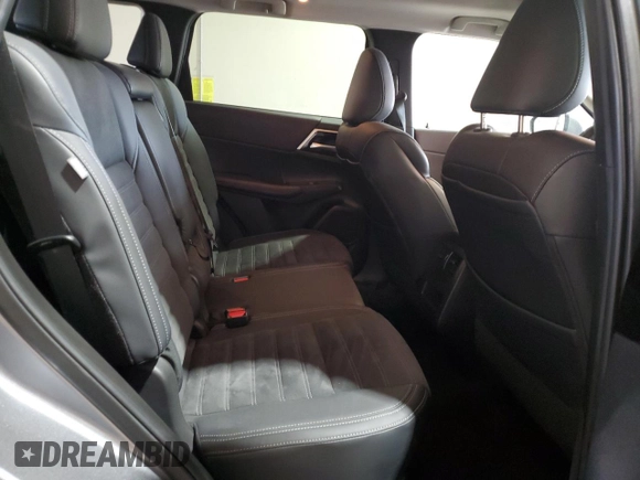 2023 Mitsubishi Outlander SE z VIN JA4J4UA86PZ057243, wystawiony jako Copart lot #53845105 z przebiegiem 8 628 mil mil oraz Szkoda całkowita • Salvage title. Historia ofert i sprzedaży dostępna na DreamBid. Obrazek 11.
