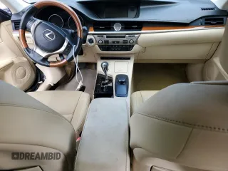 2013 Lexus ES 300h Hybrid with VIN JTHBW1GG1D2013994, listed as a Copart auction lot 53707125 with 132,013 mi miles and Salvage Title. Bid and sale history available at carsss.com. Image 8.