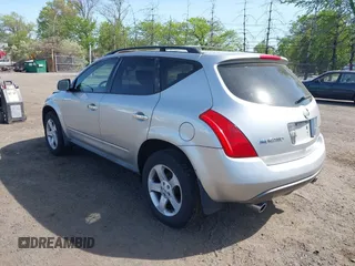 2005 Nissan Murano SL with VIN JN8AZ08W65W443815, listed as a IAAI auction lot 42143822 with 113,824 mi miles and . Bid and sale history available at carsss.com. Image 3.