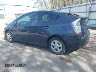 2010 Toyota Prius II with VIN JTDKN3DU7A0239040, listed as a IAAI auction lot 42145109 with 224,740 mi miles. Bid and sale history available at carsss.com. Image 3.