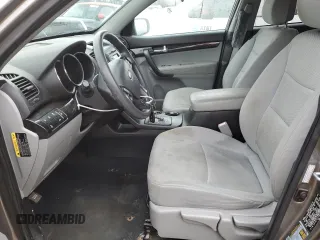 2011 Kia Sorento LX with VIN 5XYKTCA16BG121055, listed as a Copart auction lot 42172485 with 172,717 mi miles and Salvage Title. Bid and sale history available at carsss.com. Image 7.