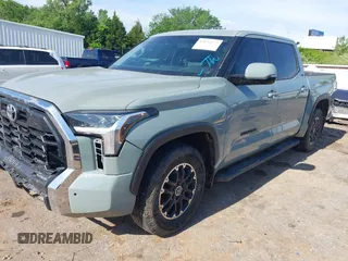 2022 Toyota Tundra SR5 with VIN 5TFLA5AB7NX013477, listed as a IAAI auction lot 42172272 with 30,460 mi miles and . Bid and sale history available at DreamBid. Image 18.