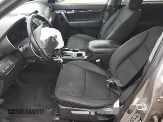 2015 Kia Sorento LX with VIN 5XYKT4A64FG658448, listed as a Copart auction lot 54198645 with 149,768 mi miles and Salvage Title. Bid and sale history available at DreamBid. Image 7.