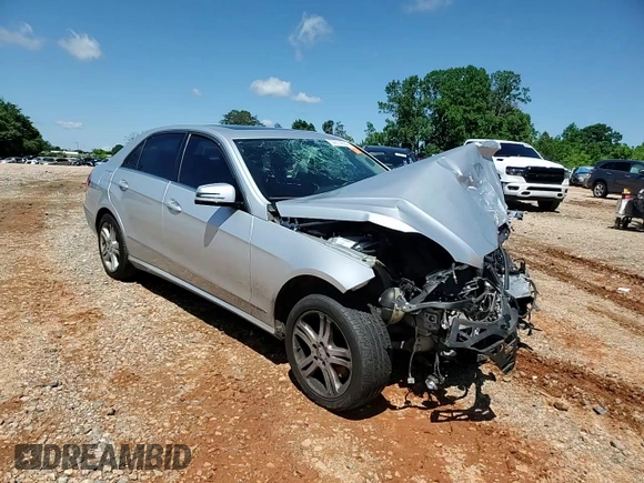 2010 Mercedes-Benz E 350 Luxury с VIN WDDHF5GB6AA205765, выставлен на аукционе Copart как лот 56572625 с пробегом Не указан миль и Списание • Salvage title. История ставок и продаж доступна на DreamBid. Изображение 13.